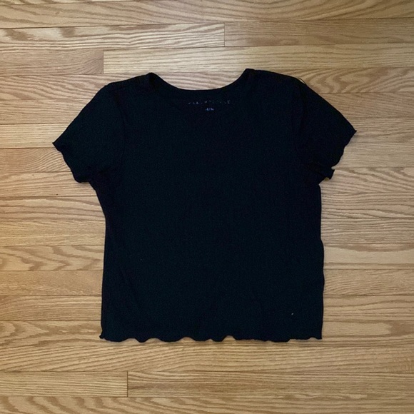 Black Cropped Aeropostle Tee - Picture 1 of 2